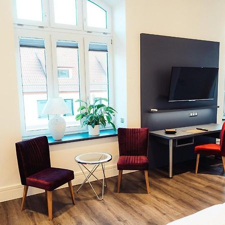 Hotel - Pension & Gaststaette "Alter Koenig" Hettstedt Eksteriør bilde